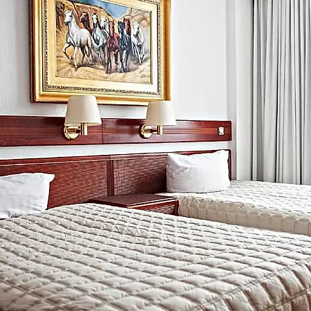 Otel Ravel International Offenbach am Main