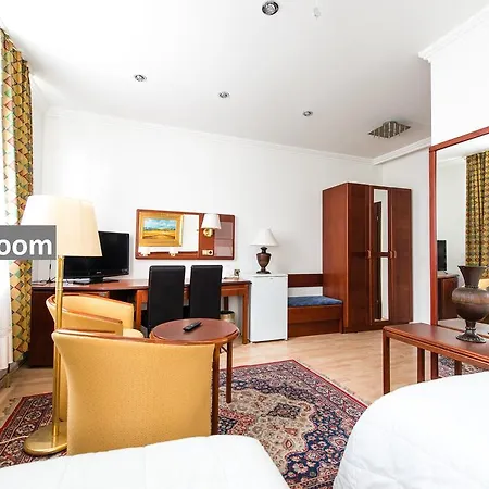 拉维尔国际酒店 奥芬巴赫