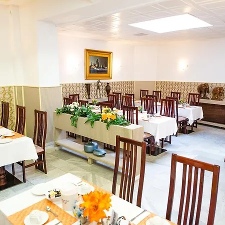 拉维尔国际酒店 3* 奥芬巴赫