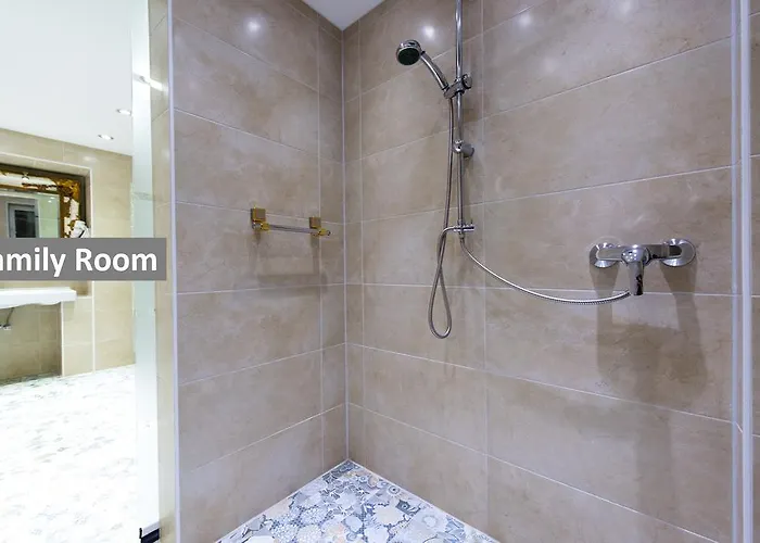 Ravel International Hotel