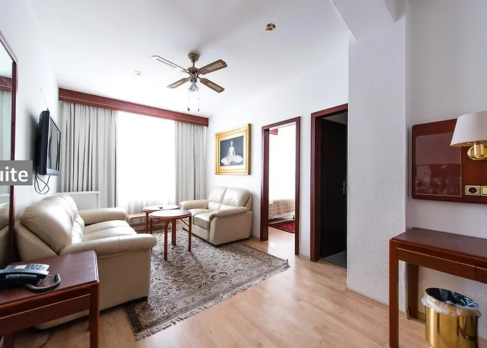 Ravel International 3* Offenbach am Main