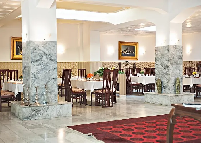 Ravel International Hotel 3*